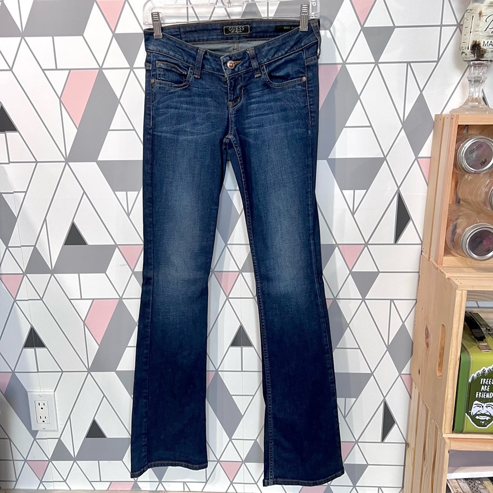 🔻GUESS🔻FOXY FLARE JEANS